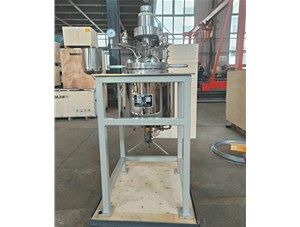 5L實(shí)驗(yàn)室反應(yīng)釜 S321材質(zhì) 已完工發(fā)往無錫